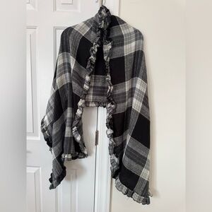 Apt. 9 Black and Gray Checkered Scarf/ Shawl